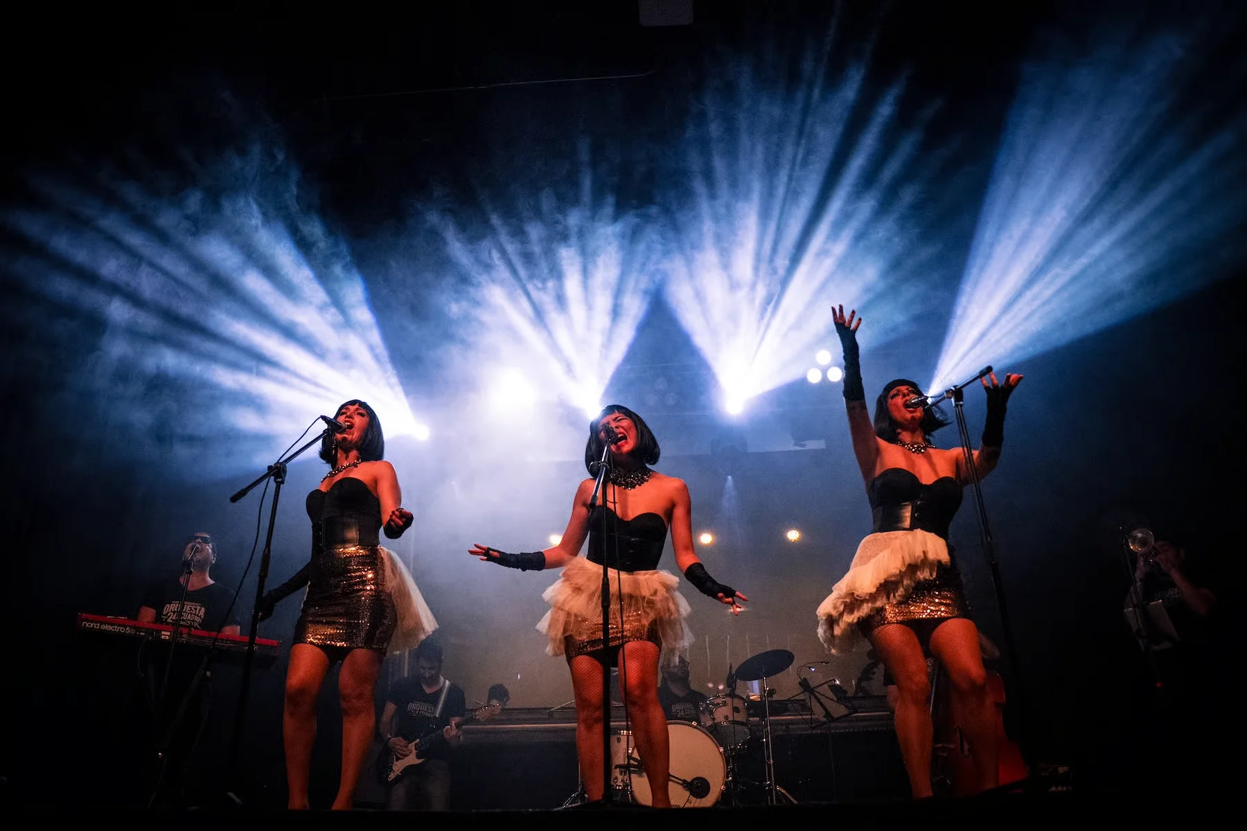 El cabaret cobra otro sentido con la Orquesta 24 Cuadros