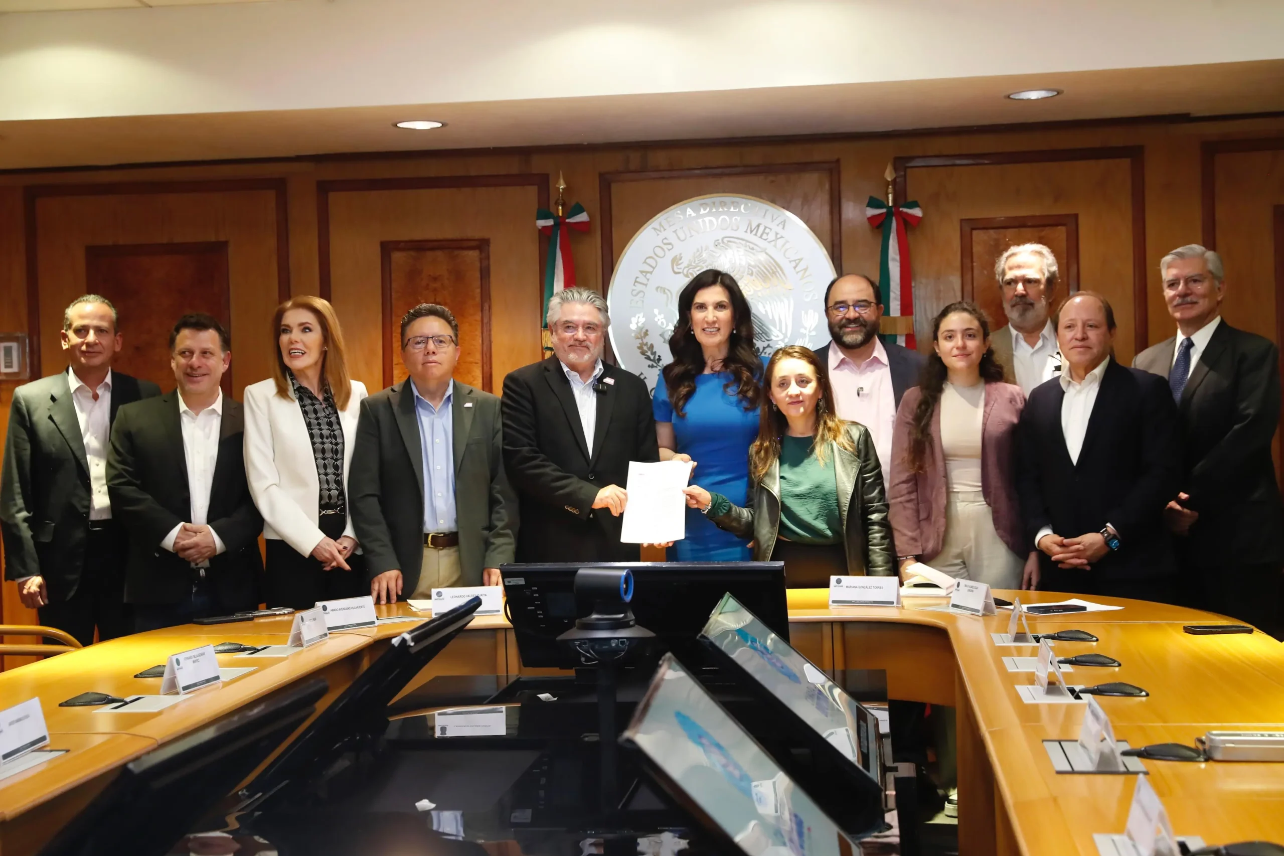 Somos MX plantea limitar el peso de la propaganda gubernamental en los procesos electorales