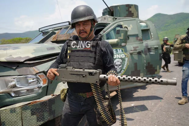 Contra 400 hombres y un arsenal de guerra, así enfrentaron los soldados el círculo militar de “El Mencho”