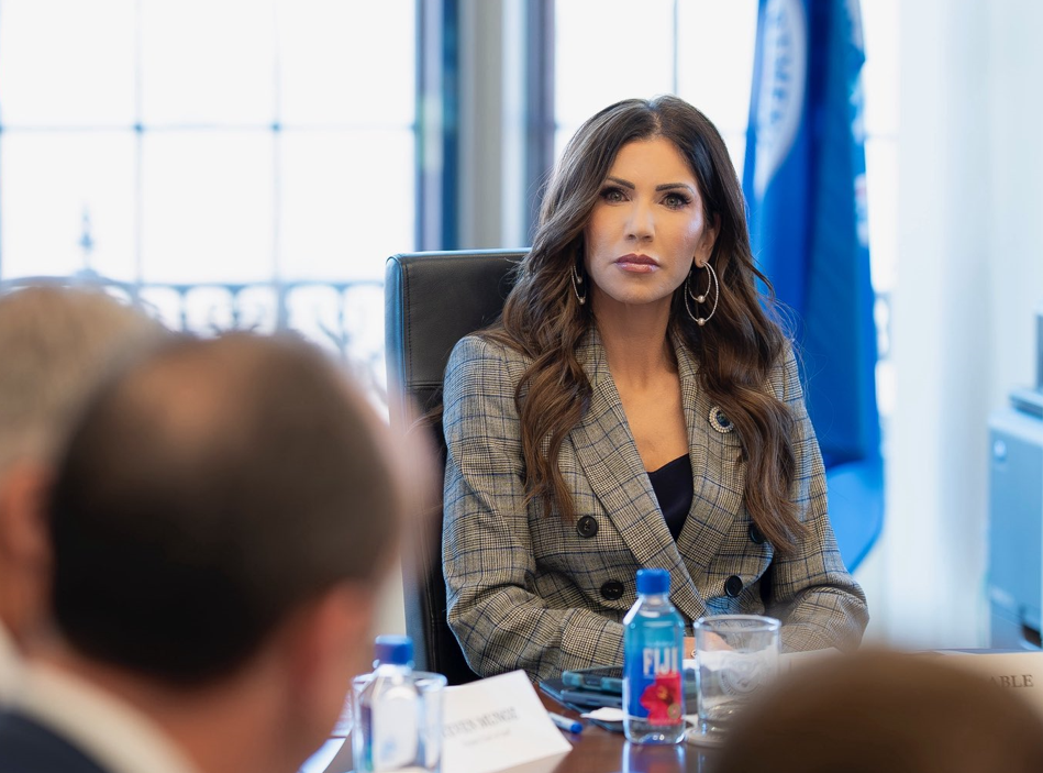 Trump destituye a Kristi Noem, secretaria de Seguridad Nacional y responsable de la política migratoria