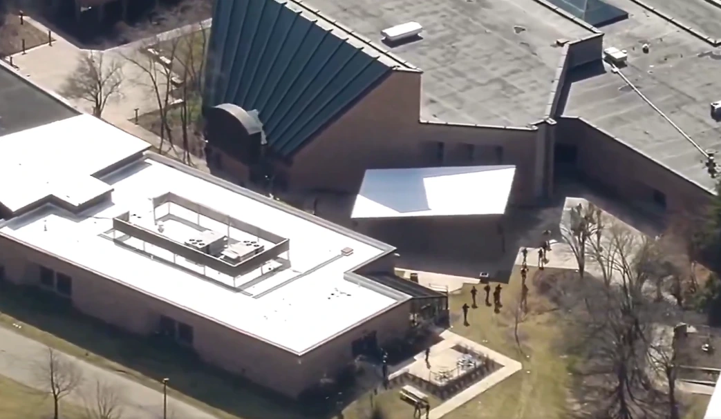 Policía de Michigan abate a sospechoso de atacar sinagoga Temple Israel
