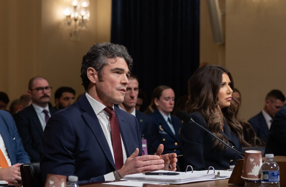 Dimite jefe antiterrorista de EU; "Irán no representaba una amenaza inminente", asegura