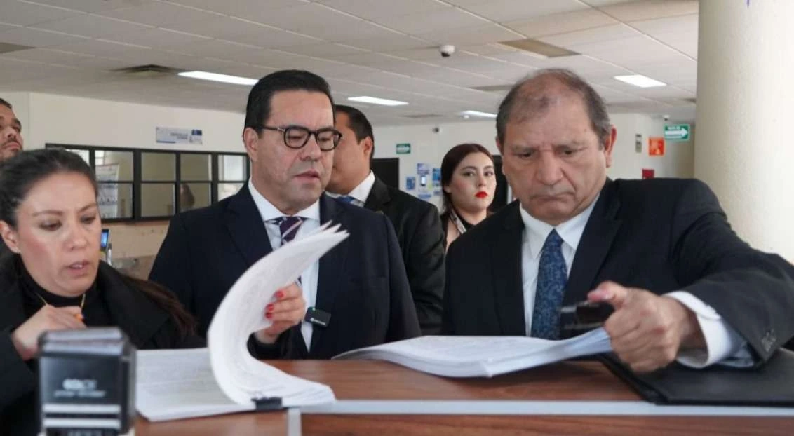 Exfuncionarios de los gobiernos de Javier Corral y y César Duarte, bajo investigación de la FACH