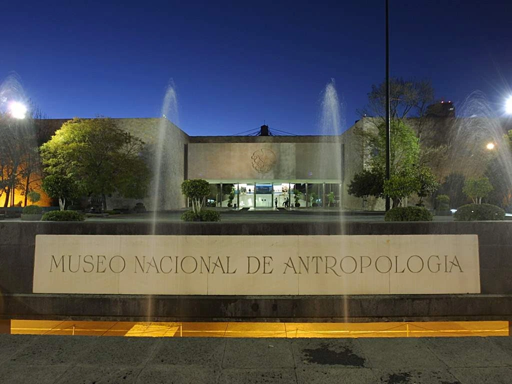 UNESCO blinda al Museo de Antropología con el Escudo Azul