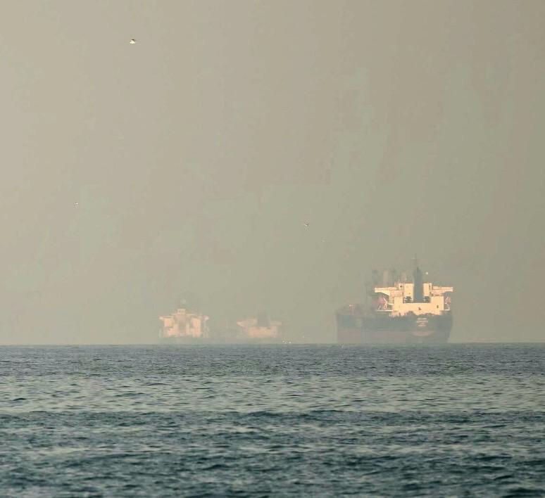 EU refuerza músculo naval en el Golfo; Trump endurece discurso para reabrir el paso en el Estrecho de Ormuz