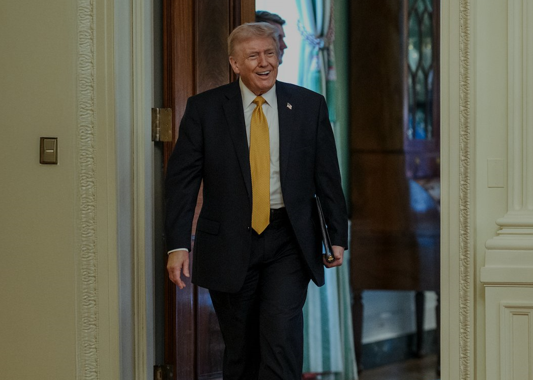 Trump asegura que diálogo con Irán podría reactivarse en dos días, reporta New York Post