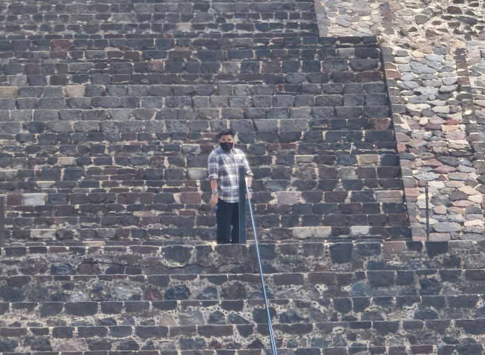 Balacera en Pirámides de Teotihuacán desata pánico entre turistas; reportan dos muertos y varios heridos