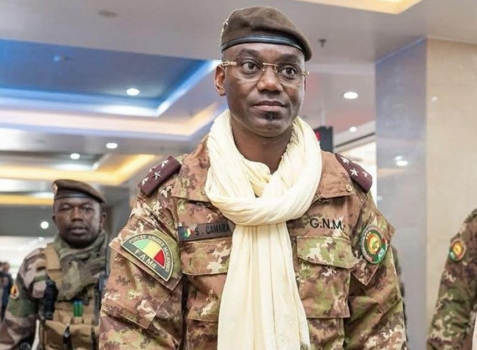 Grupos rebeldes y yihadistas asesinan a ministro de Defensa de Mali