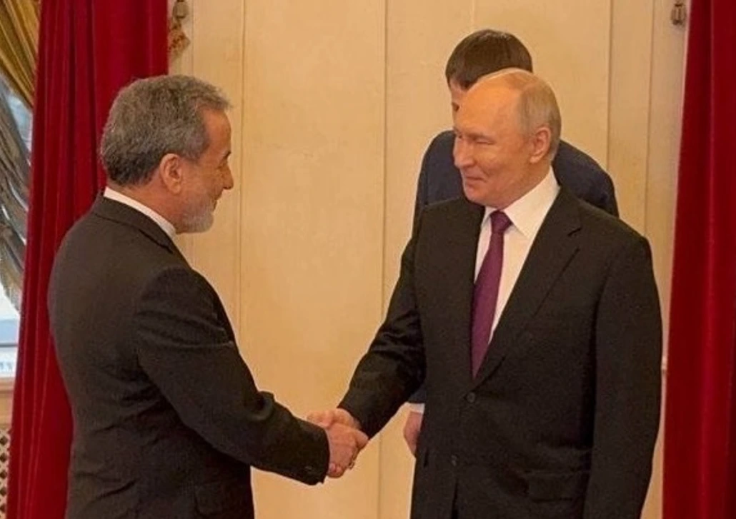 Putin promete hacer "todo lo posible" por la paz en Medio Oriente tras reunión con canciller iraní