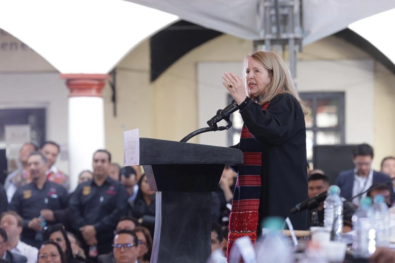 Ministra Loretta Ortiz solicita licencia temporal por motivos de salud; estará ausente hasta el 10 de mayo