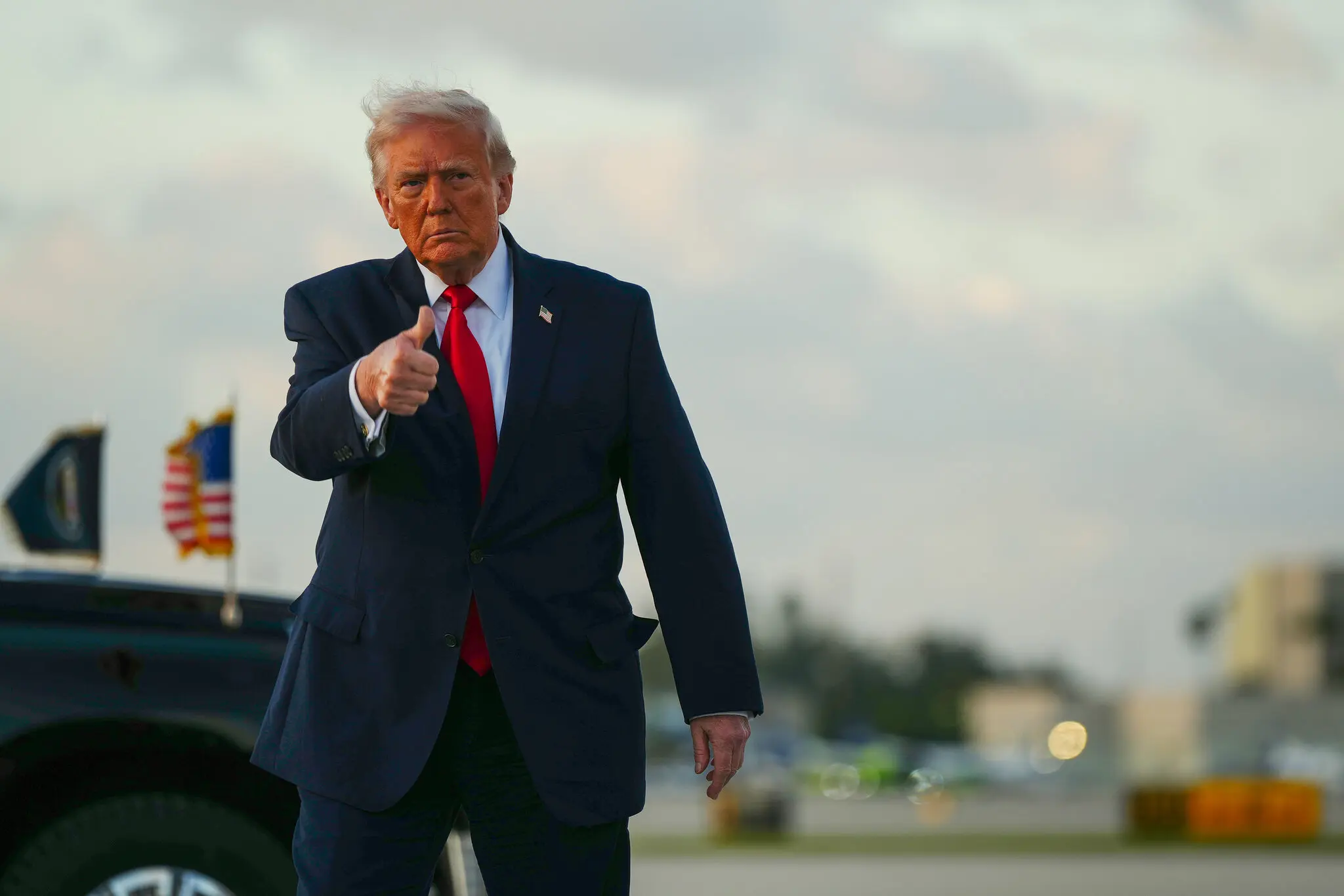 Trump rechaza nueva prórroga si no hay acuerdo esta semana en Pakistán; Irán debate a quién enviar