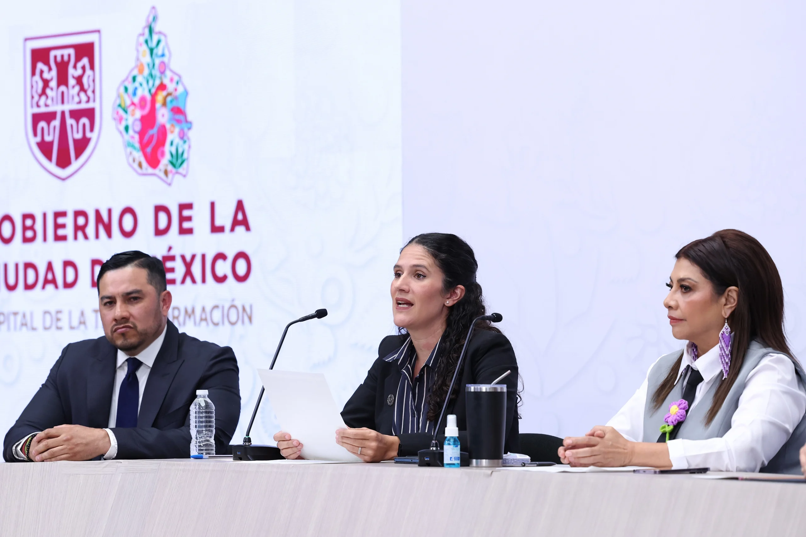 Grupo criminal ejecutó asesinato de Ximena y Pepe, colaboradores de Brugada, dice la fiscalía capitalina