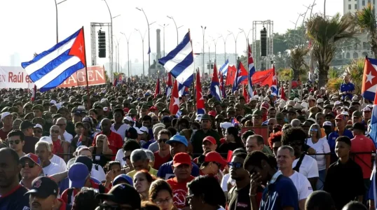 Miguel Díaz-Canel encabezó movilizaciones en La Habana tras nuevas tensiones diplomáticas entre Cuba y Estados Unidos.