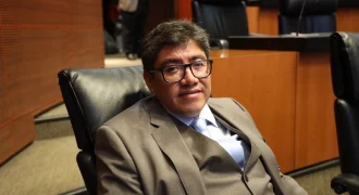 Saúl Monreal confirmó que Morena le impidió competir por la gubernatura de Zacatecas debido a lineamientos internos contra el nepotismo.