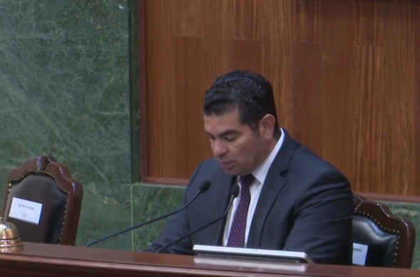 Congreso de Sinaloa aprueba por unanimidad la licencia al cargo de Rocha Moya