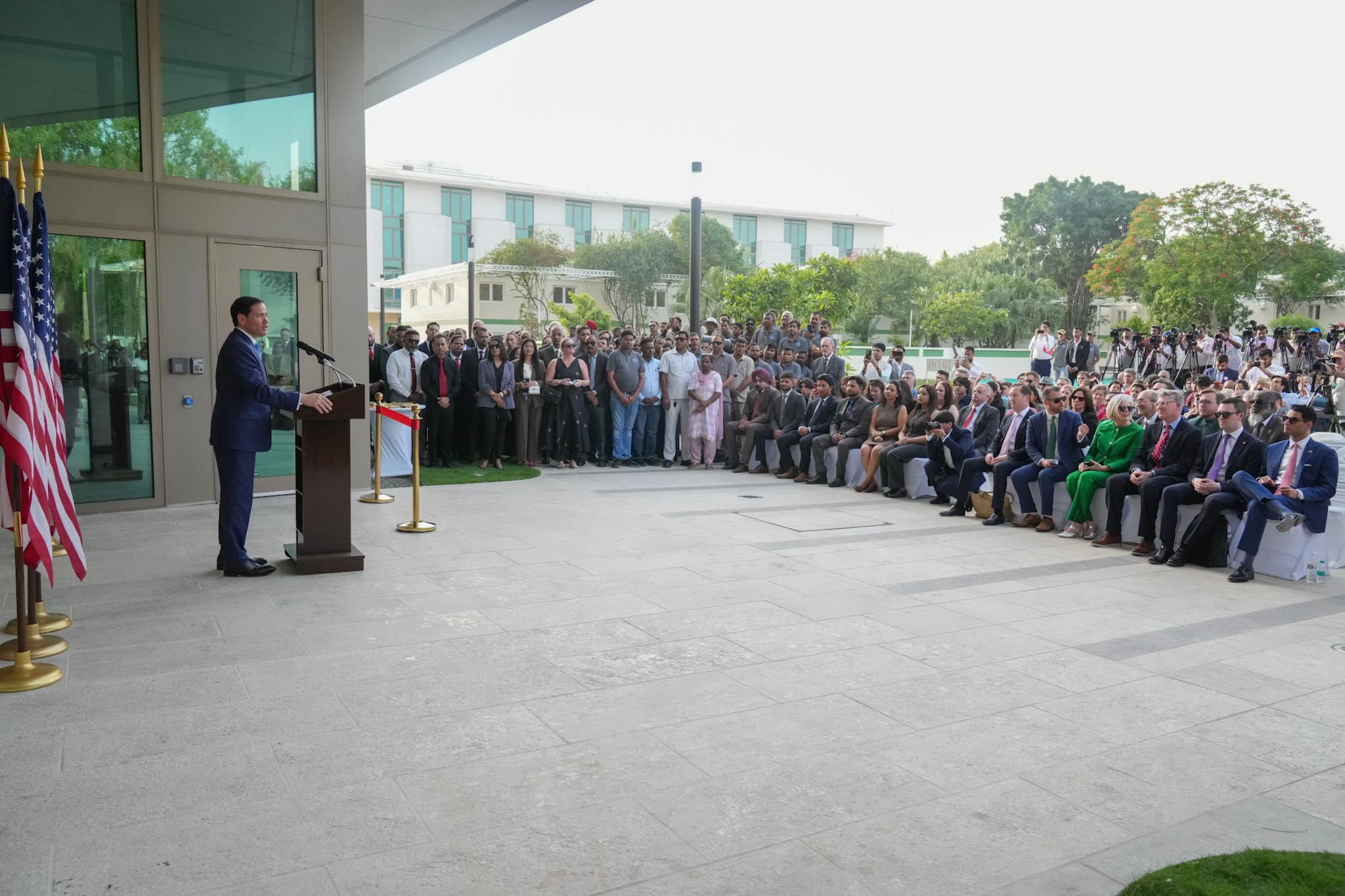 En su gira por Irán, Marco Rubio aseguró que Washington mantiene abierta la vía diplomática con Teherán