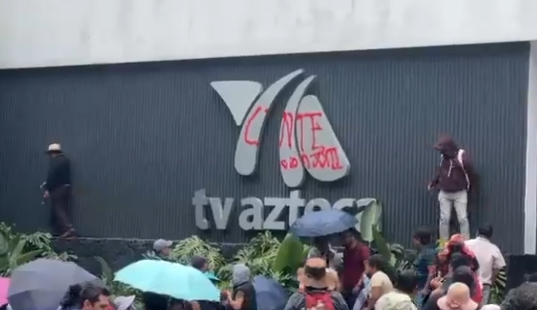 CNTE bloquea vías clave frente a medios de comunicación en CDMX; suma ocho días de protestas