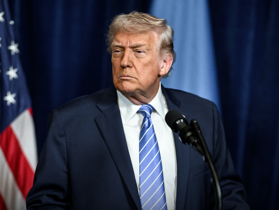 Trump amenaza a Irán con represalias tras derribo de helicóptero estadounidense