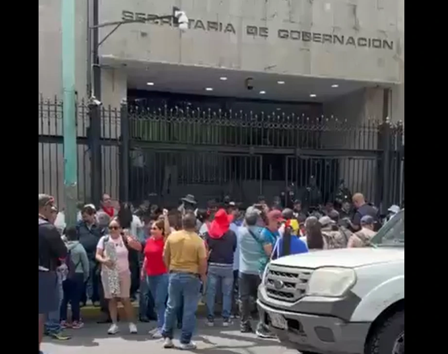 CNTE retoma cuarta ronda de negociaciones con Segob bajo amenaza de escalar movilizaciones