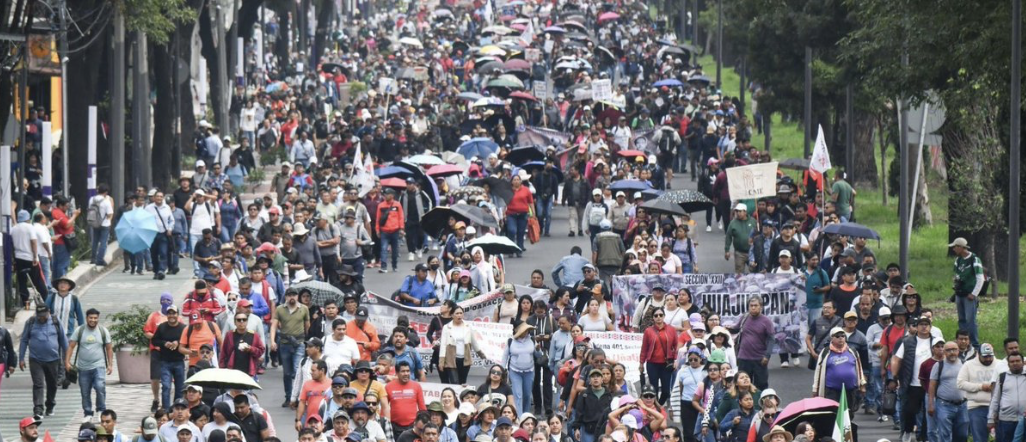 Asambleas de la CNTE acuerdan mantener el paro indefinido