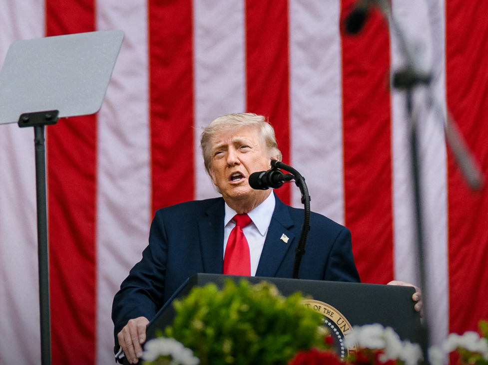 Trump convierte su cumpleaños en fecha clave para la firma de paz con Irán