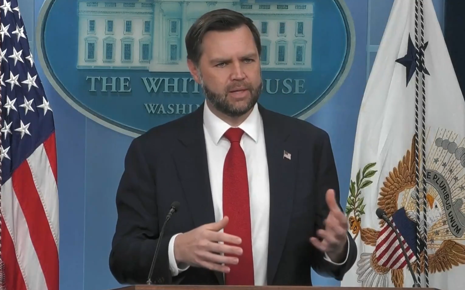 JD Vance afirma que EU no descarta acción militar contra cárteles en México; "priorizamos la cooperación", dice