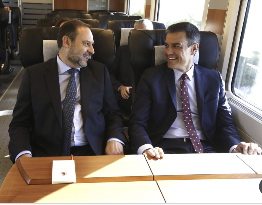 Exministro de Pedro Sánchez a la cárcel y un juez le pide a su esposa que entregue su pasaporte