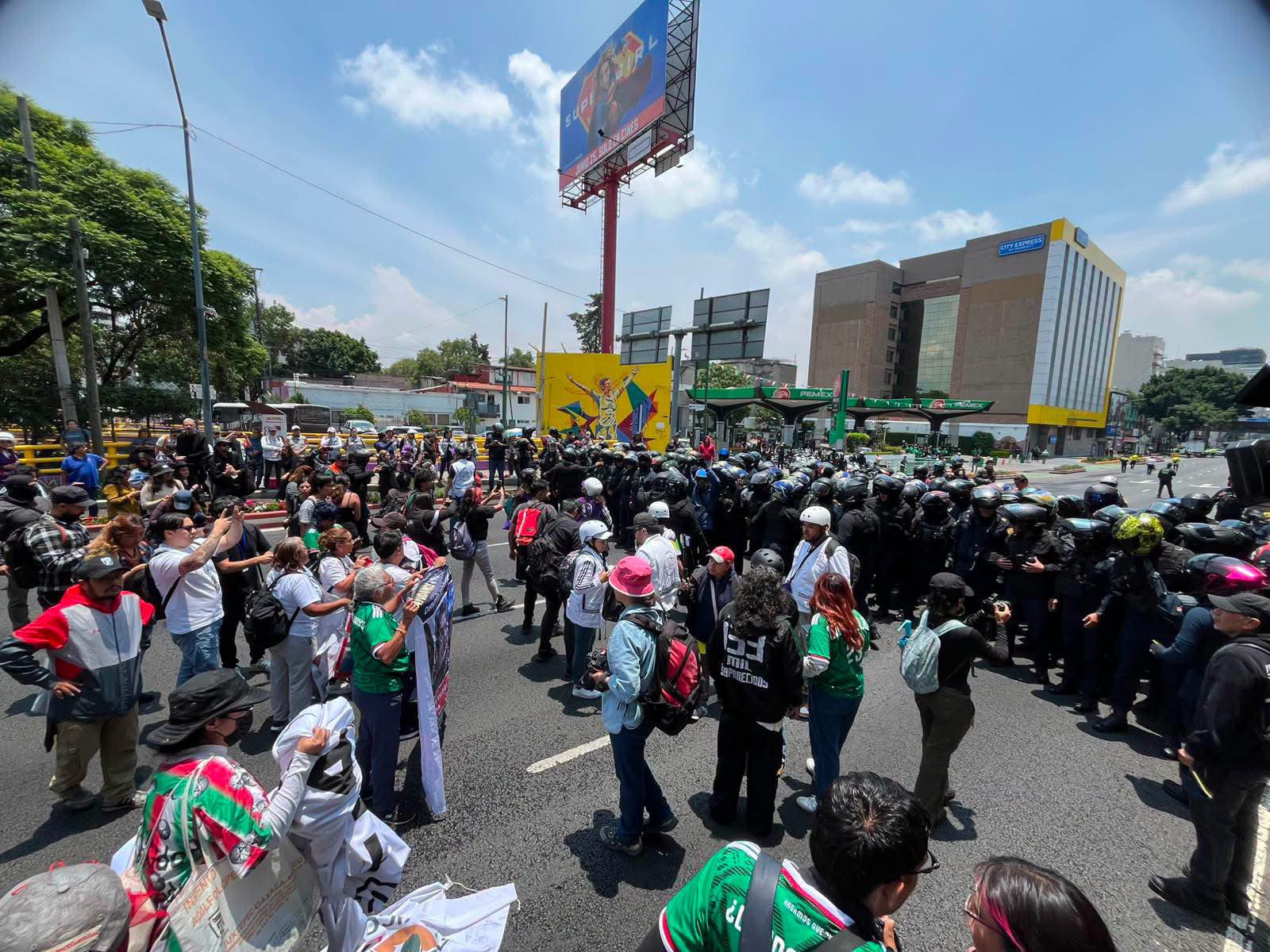 Madres buscadoras acusan represión policial en protesta sobre Tlalpan