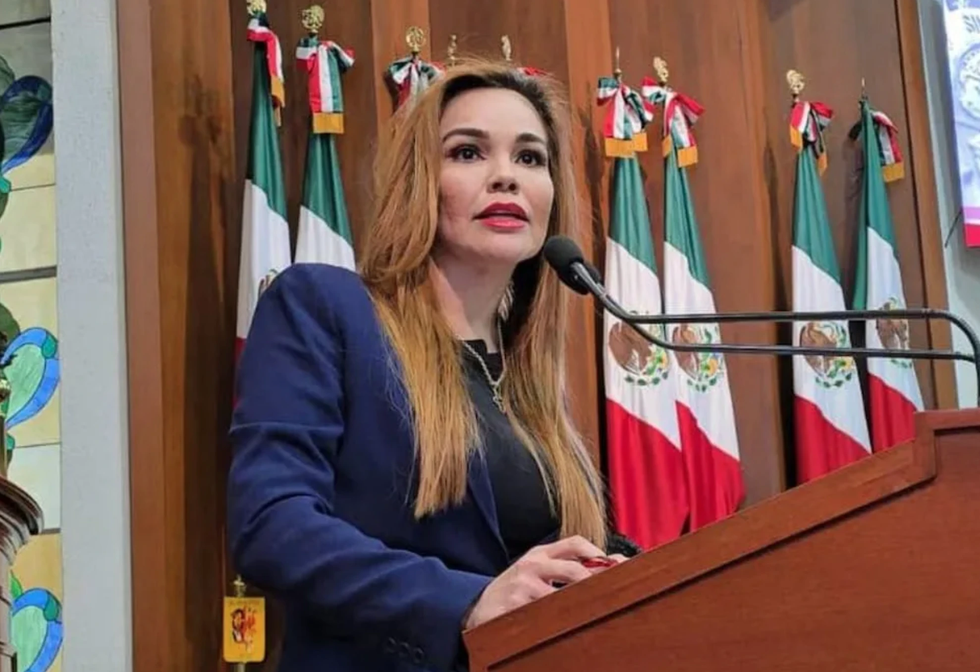 Juez ordena protección federal para la diputada Paola Gárate tras recibir corona fúnebre