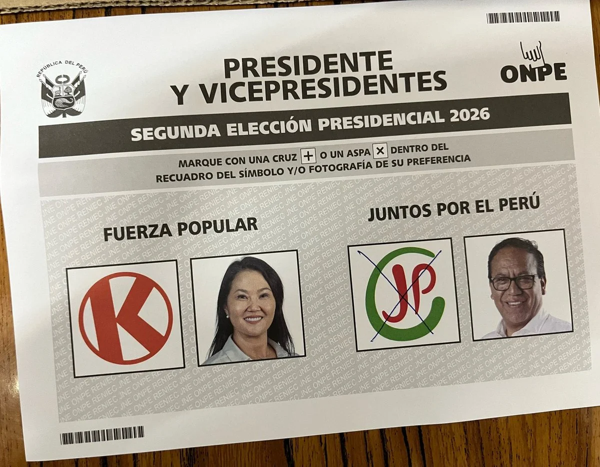 Keiko Fujimori se perfila como ganadora, sobre el marxista Roberto Sánchez, a la presidencia de Perú