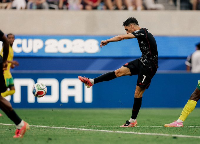 Canadá rompe expectativas; clasifica a octavos de final con gol de último minuto