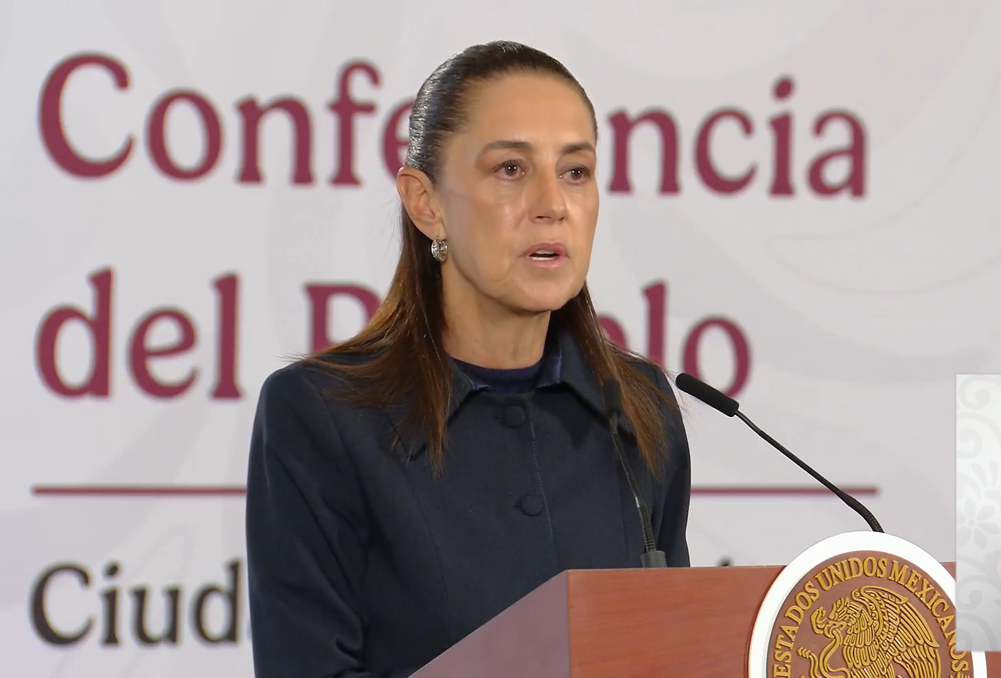 Sheinbaum pide unidad nacional por los migrantes, pero sin diálogo previo con partidos de oposición