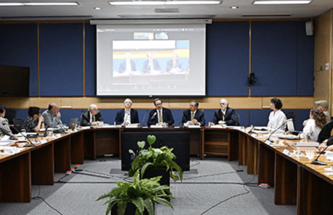 Instala la UNAM Comisión Técnica para investigar fallas en la aplicación del examen de admisión virtual