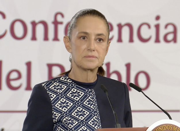 Sheinbaum responde a Stephen Miller: "En México gobierna el pueblo, no gobierna nadie más"