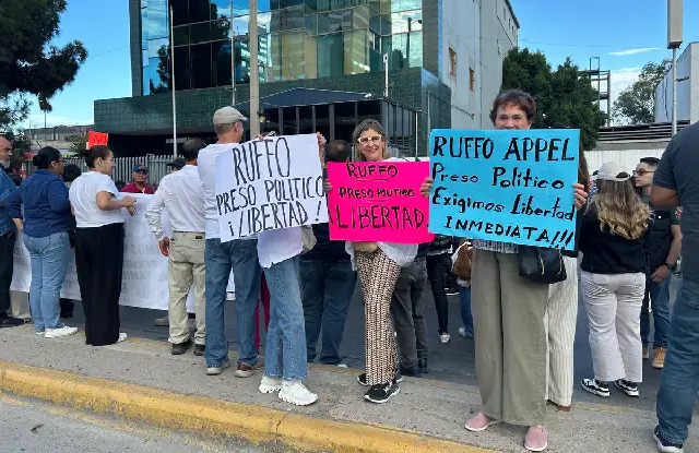 Ruffo Appel: amparo por 17 abusos, juez admite recurso