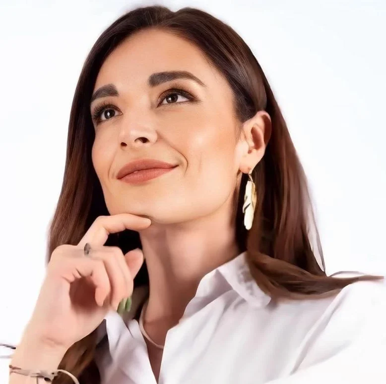 Foto de perfil de Laura Ballesteros