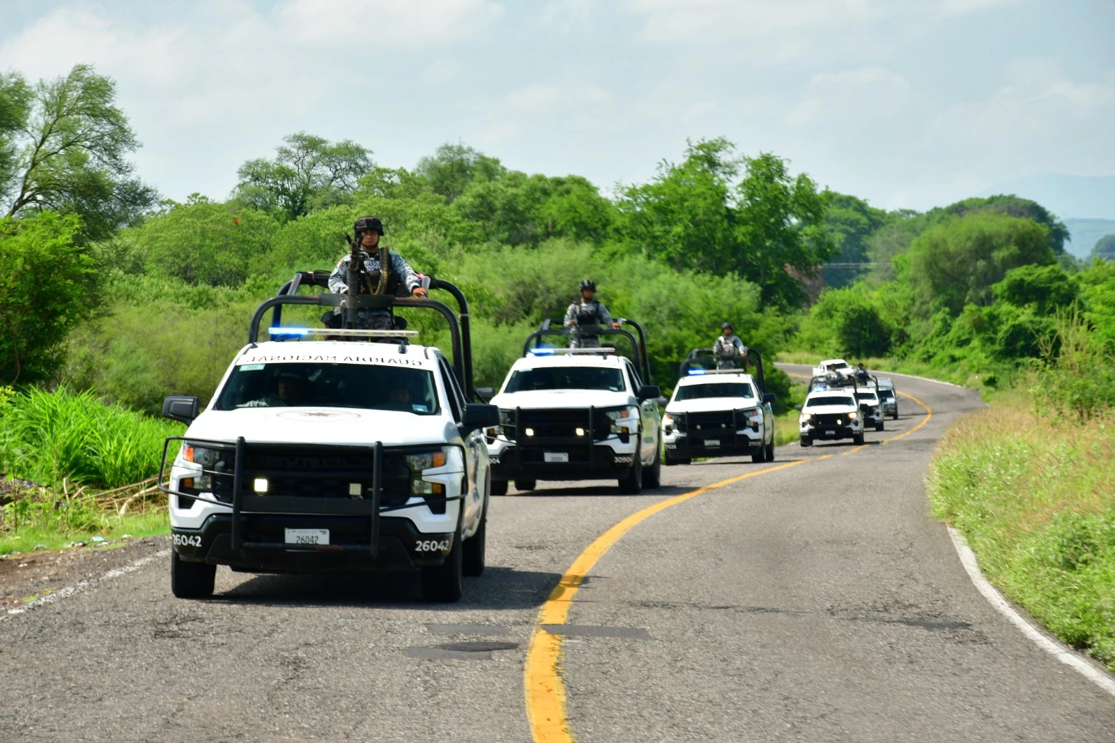 Sedena despliega más de mil 500 elementos para blindar las zonas aguacateras de Michoacán