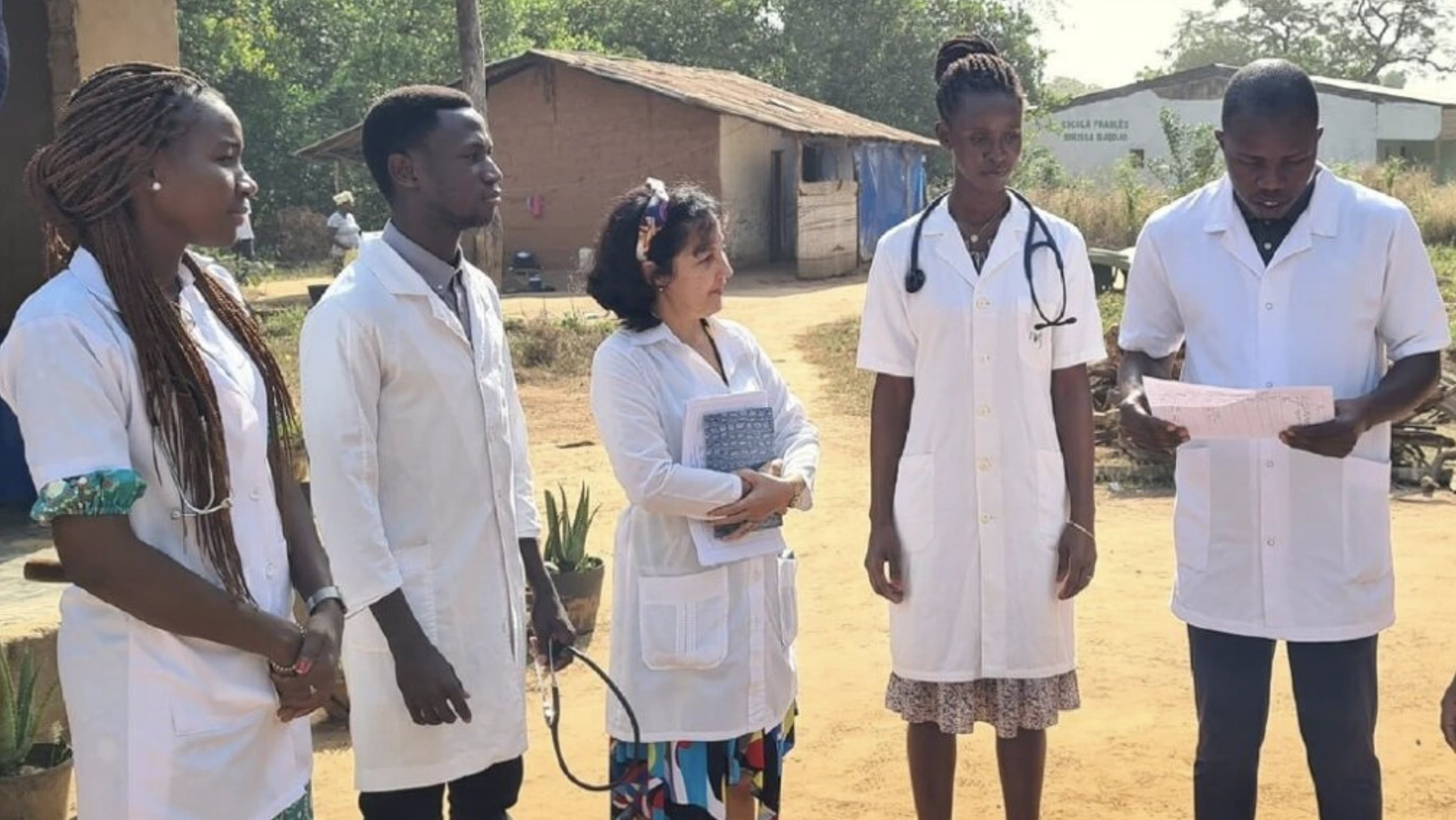 Trabajo forzado de médicos cubanos en México pone en riesgo el T-MEC