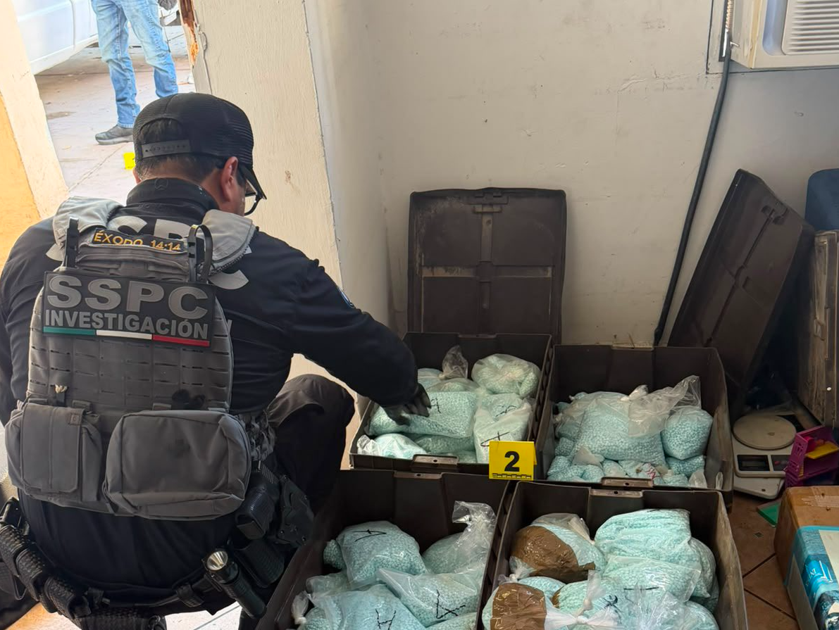 Colaboración México-DEA logra incautar 120 kilos de fentanilo; Harfuch y Johnson se congratulan