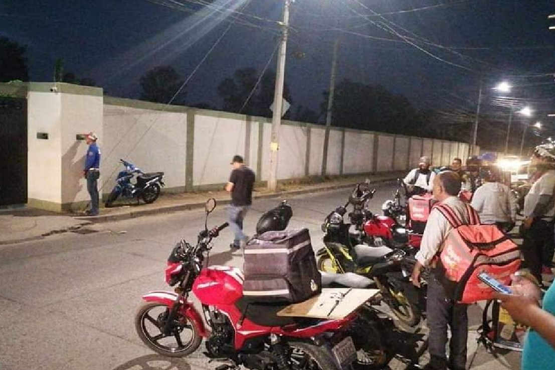 Banda cobraba 700 pesos semanales a trabajadores de APP como “derecho de piso” y los obligaba a repartir droga, en la CDMX