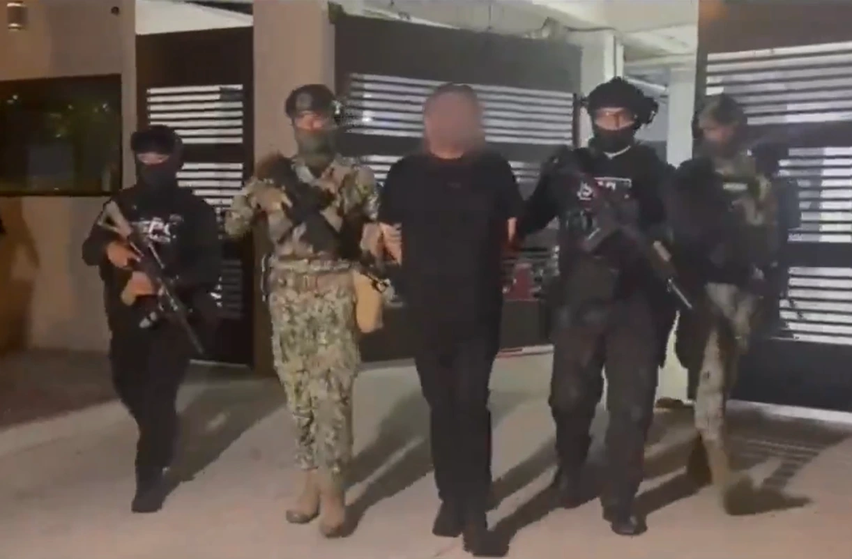 Fuerzas federales capturan en Mazatlán a “El Peli”, principal operador de “Los Chapitos”