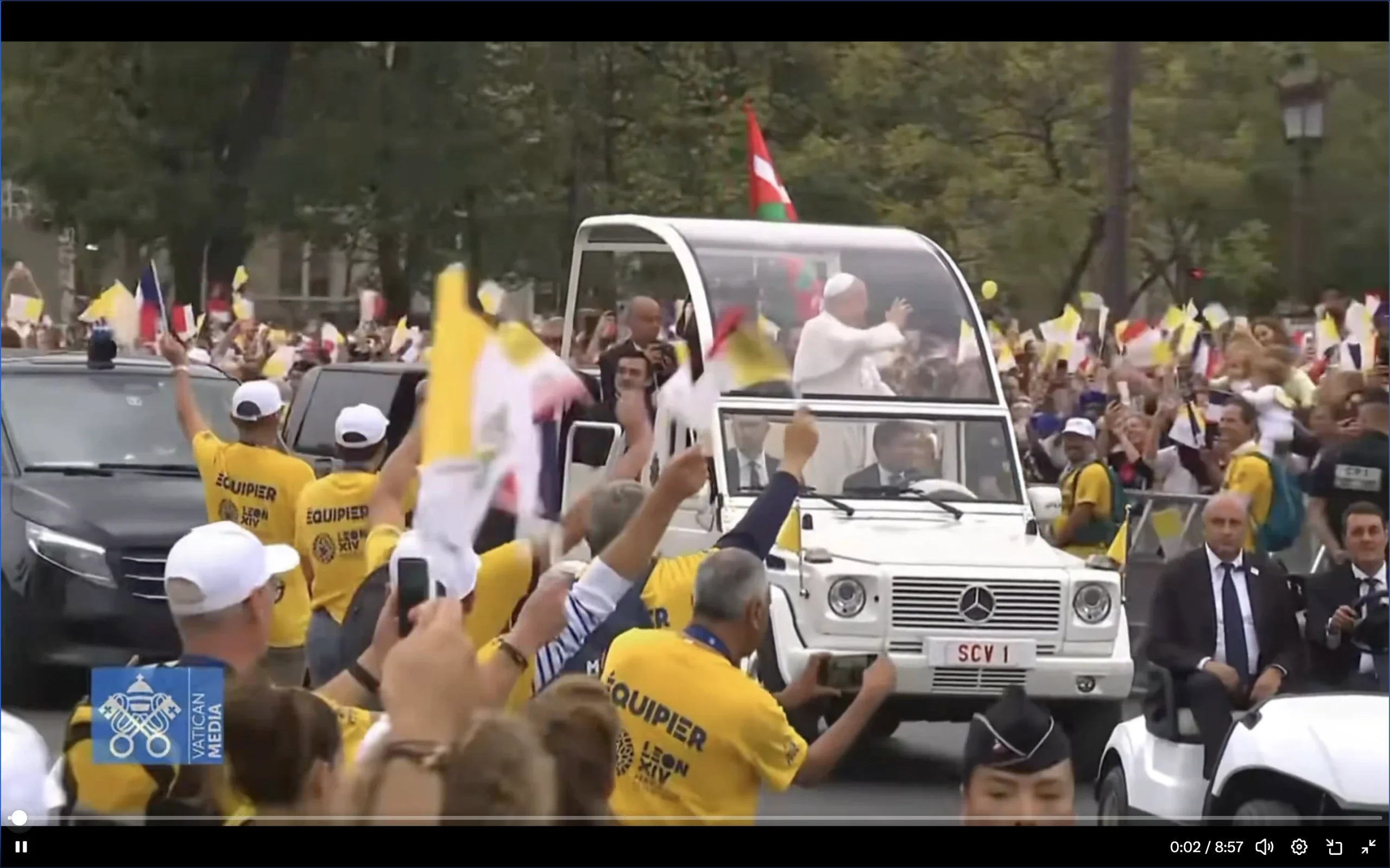 El Papa reúne a 800 mil personas en París y llama a superar el odio y el nacionalismo