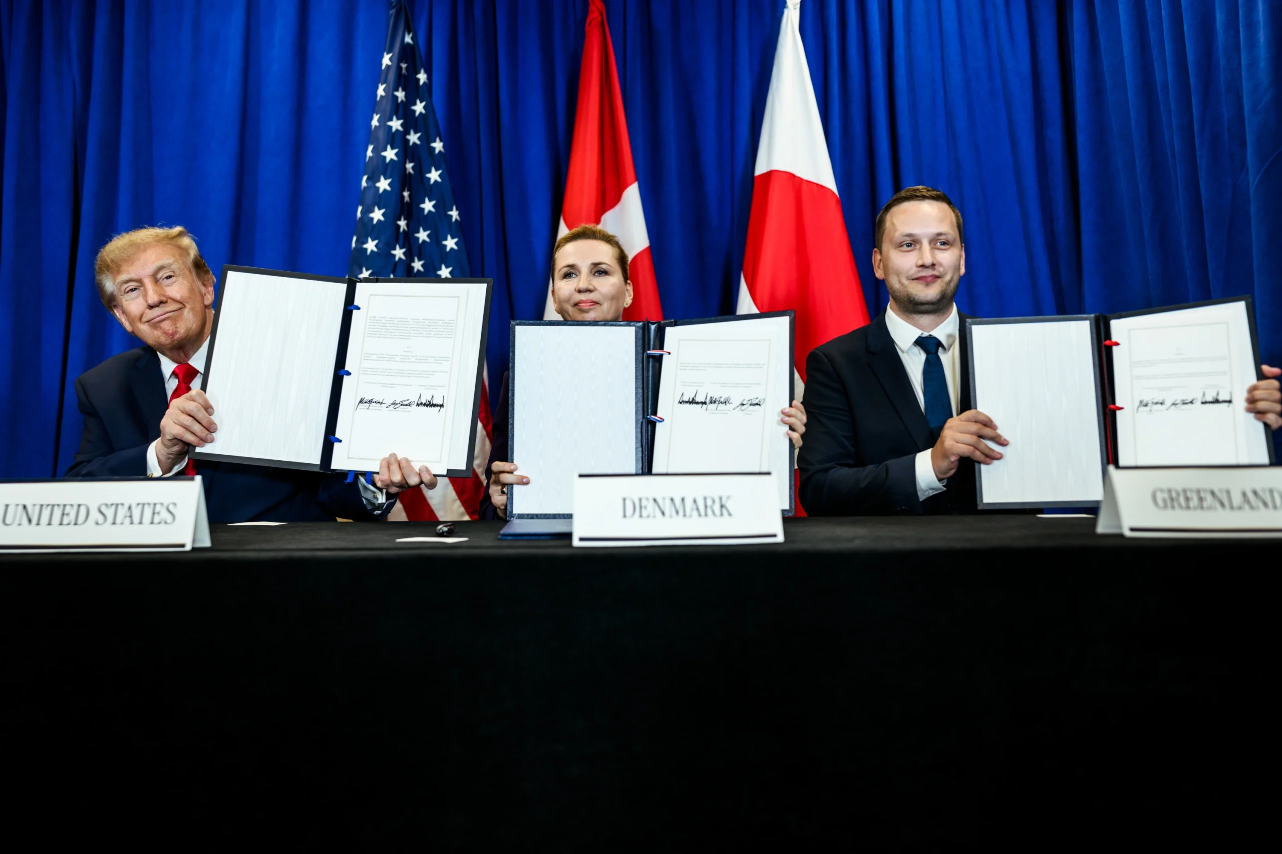 Trump firma acuerdo con Dinamarca y Groenlandia para reforzar presencia militar en el Ártico