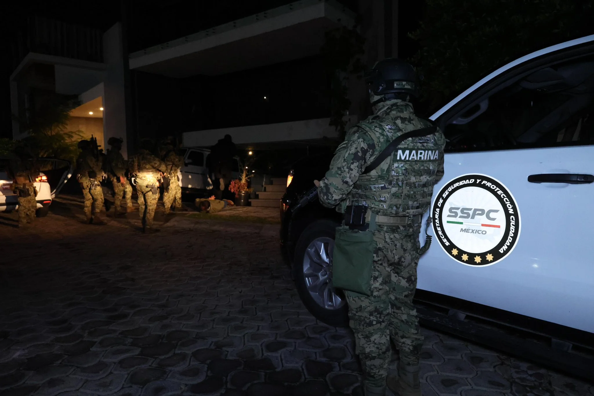 Detienen fuerzas federales a líder de “Los Rusos”