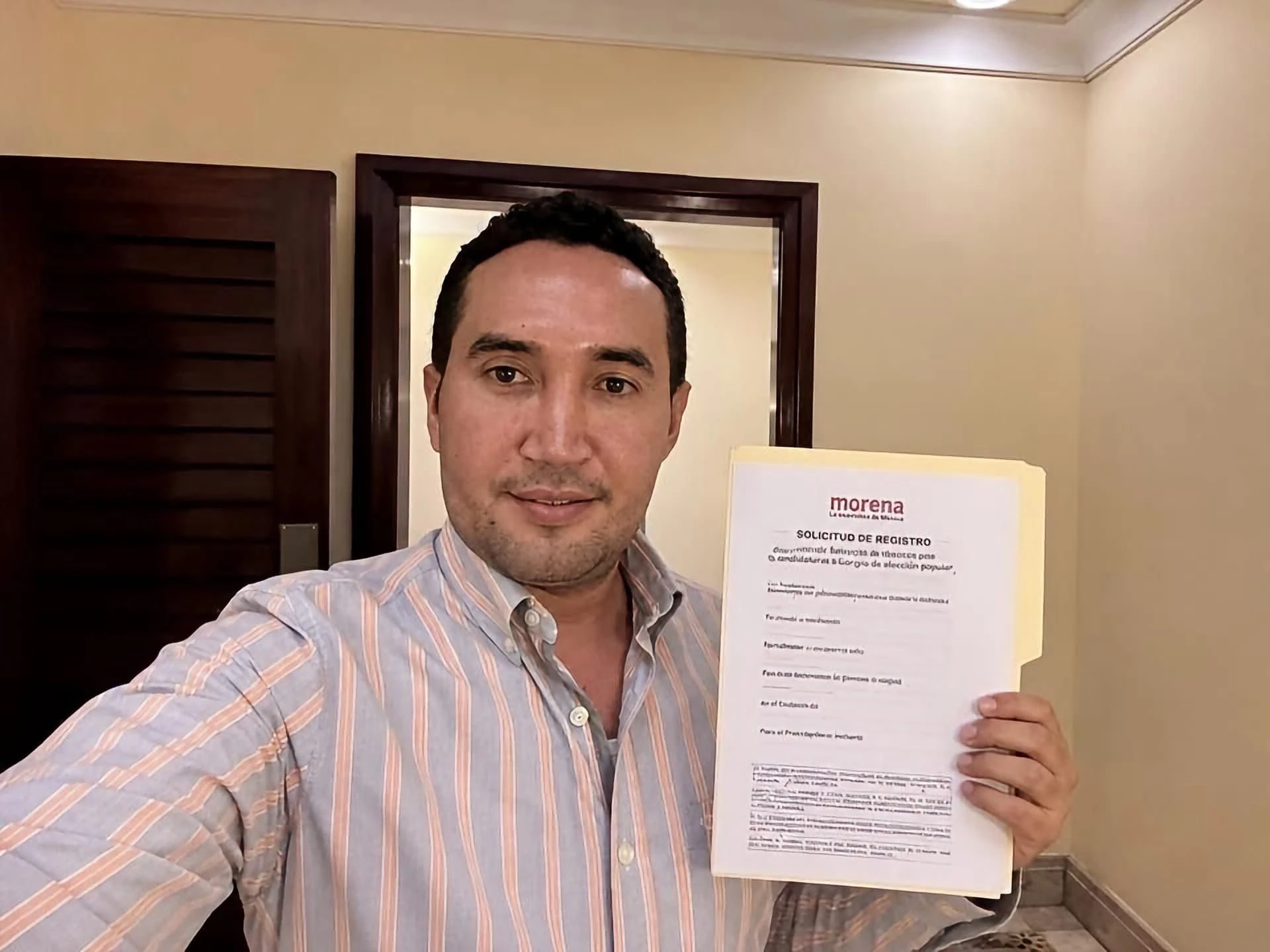 Asesinan a balazos a aspirante de Morena a la Alcaldía de Cuajinicuilapa; su esposa resulta herida