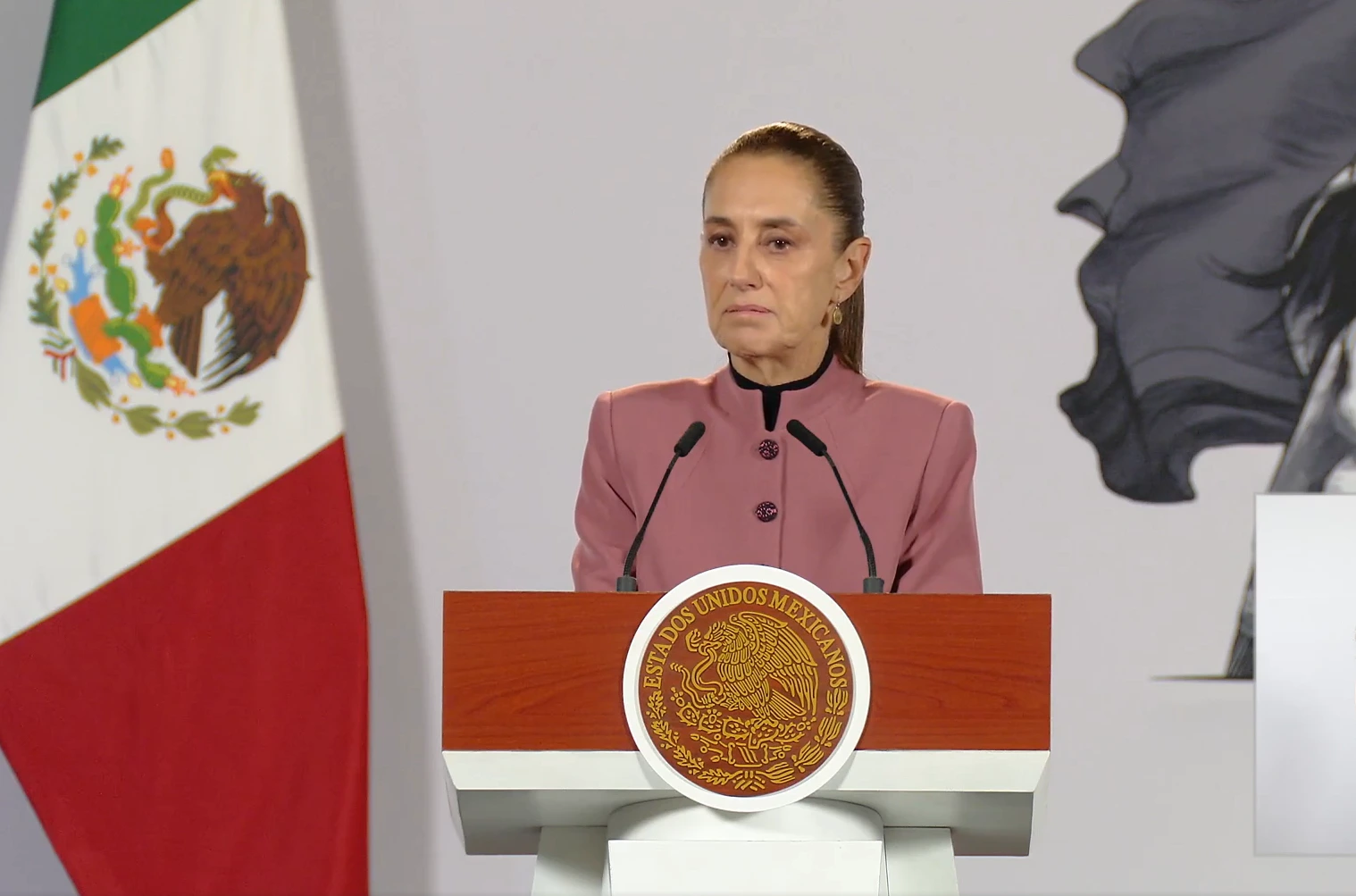 “No hacemos pactos políticos con la justicia”, Sheinbaum niega acuerdo con Maru Campos para detener al exfiscal de Chihuahua