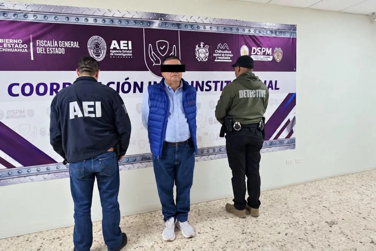 Por "seguridad nacional", juez ordena audiencia privada contra exfiscal César Jáuregui