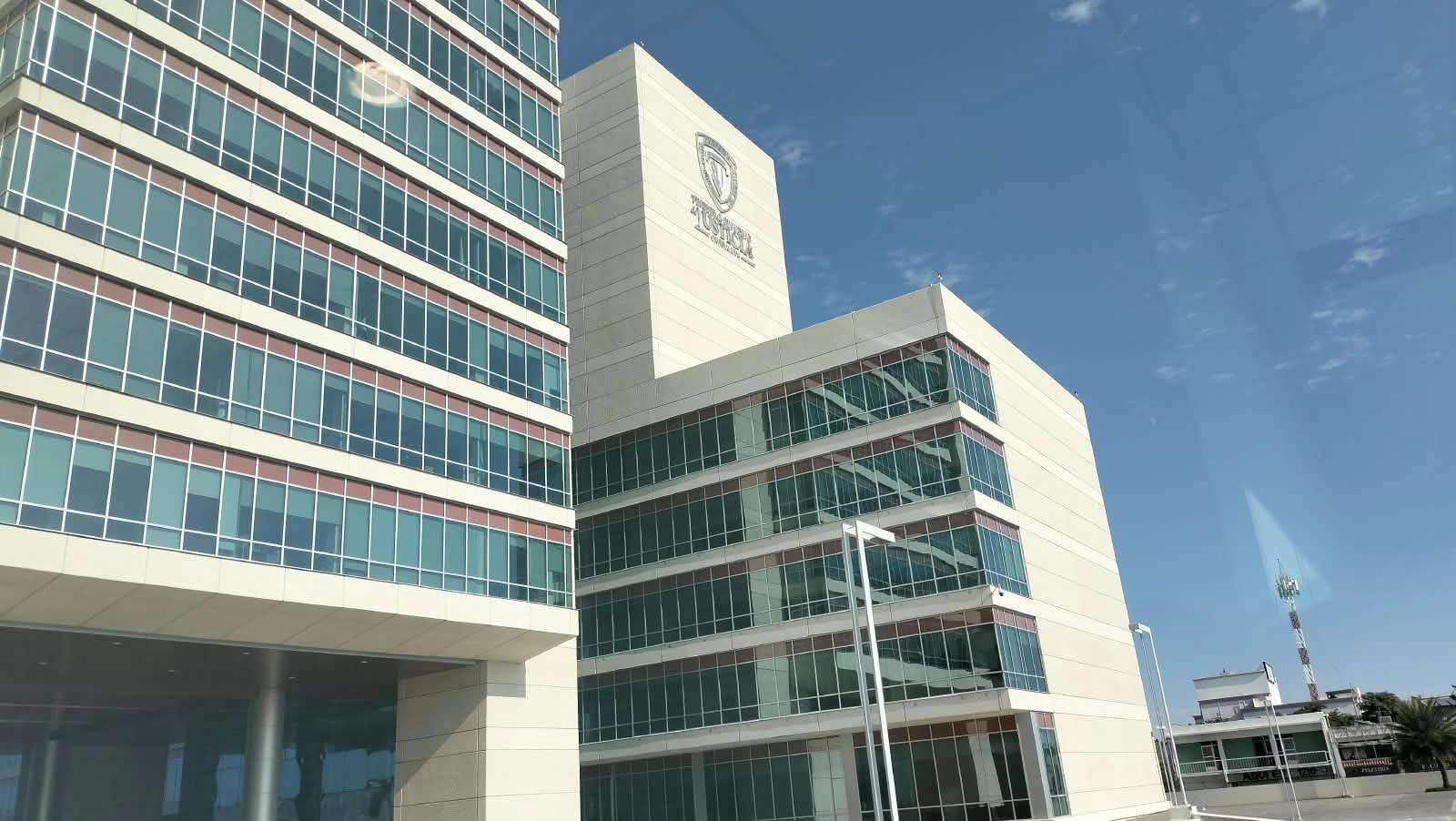 No hubo "traición a la patria", asegura la defensa del exfiscal César Jáuregui